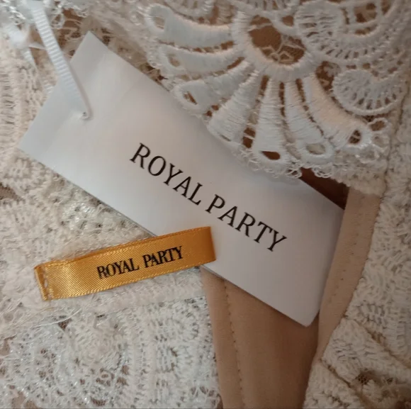 Royal Party Dress, TAG, Mini Ivory Lace Empire Waist, beige Skirt+Camisole, 6 - Picture 2 of 14